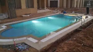 انشاء حمامات سباحه