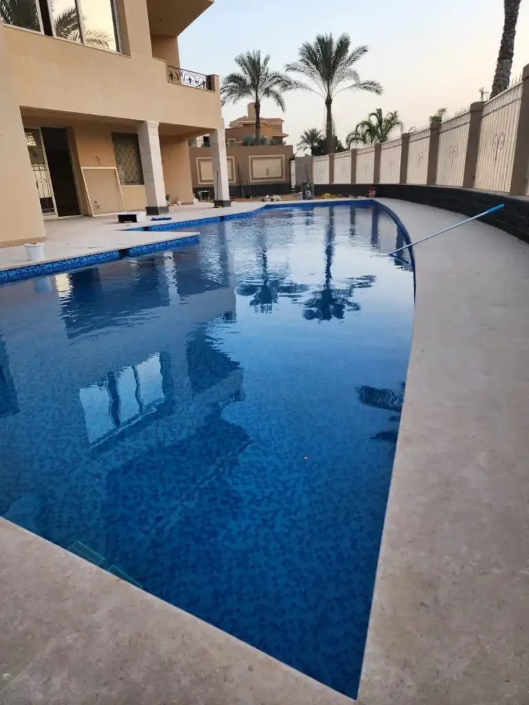 شركات إنشاء حمامات سباحة